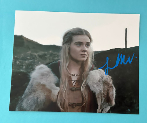 Leah mcnamara vikings - ,